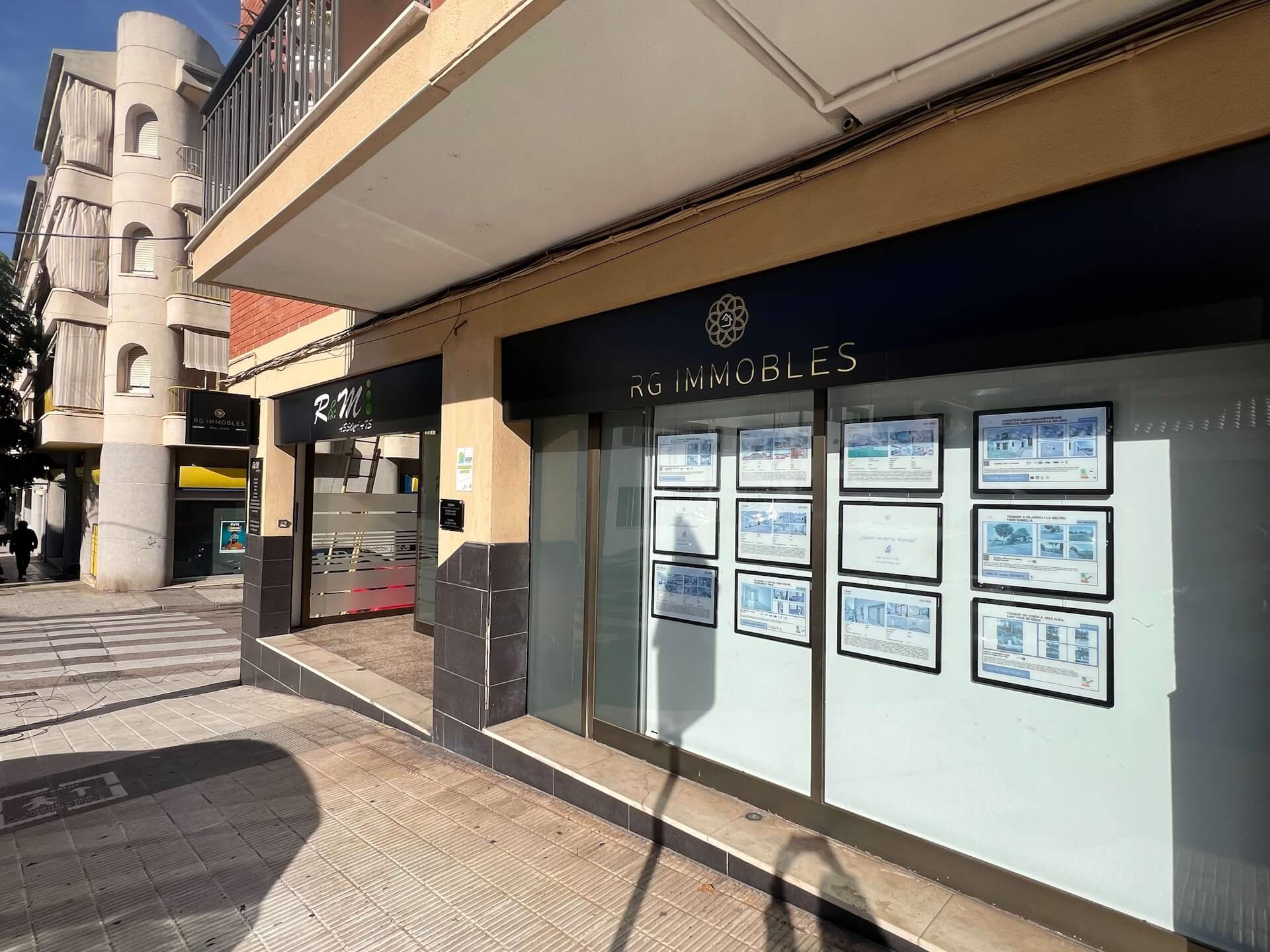 R&M Associats Oficina